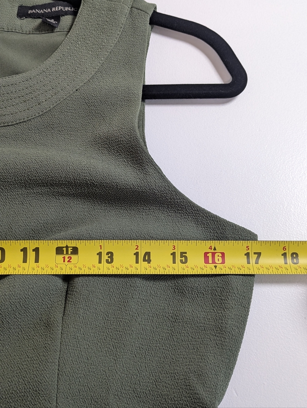 Banana Republic Button-Front Utility Sheath Dress Olive Green Size 4 EUC - Picture 10 of 12